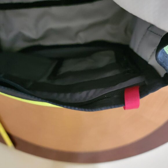 Timbuk2 Lime Green Messenger Crossbody Sling Hiking Bag - Picture 8 of 11